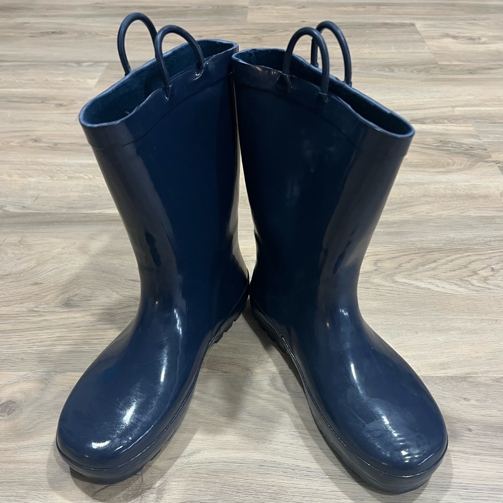NWOT Navy Blue Pull-On Rain Boots
